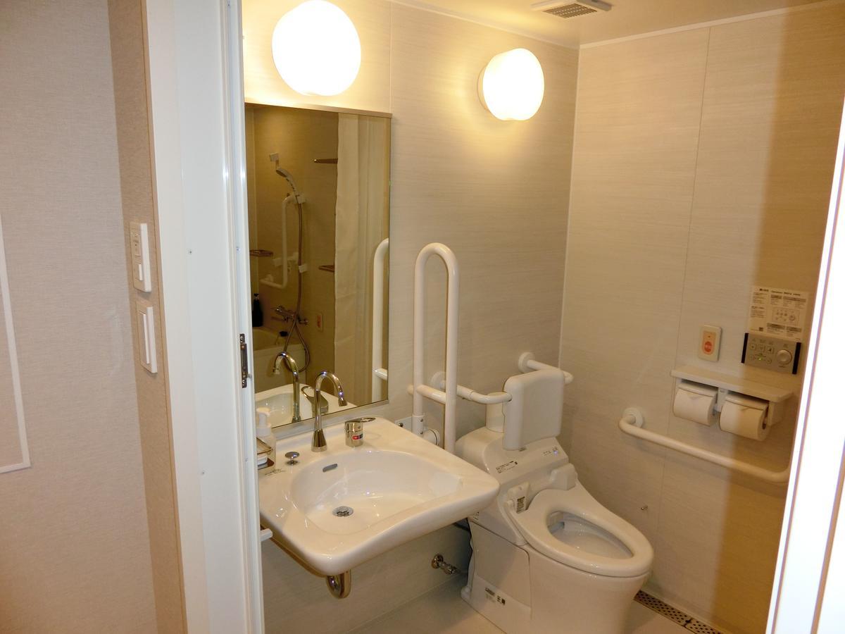 Bande 4* Ōsaka