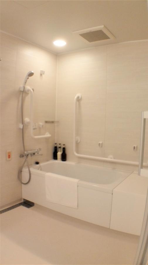Bande 4* Ōsaka