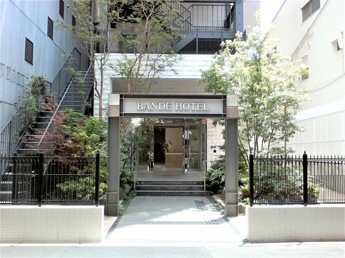 Bande 4* Ōsaka